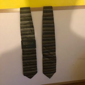 Bergamo New York Tie. 2 for $15!!!